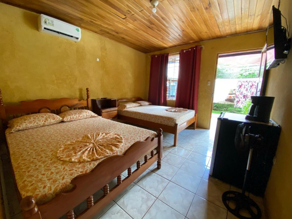 Cabinas Las Palmas Del Sol La Fortuna Esterno foto