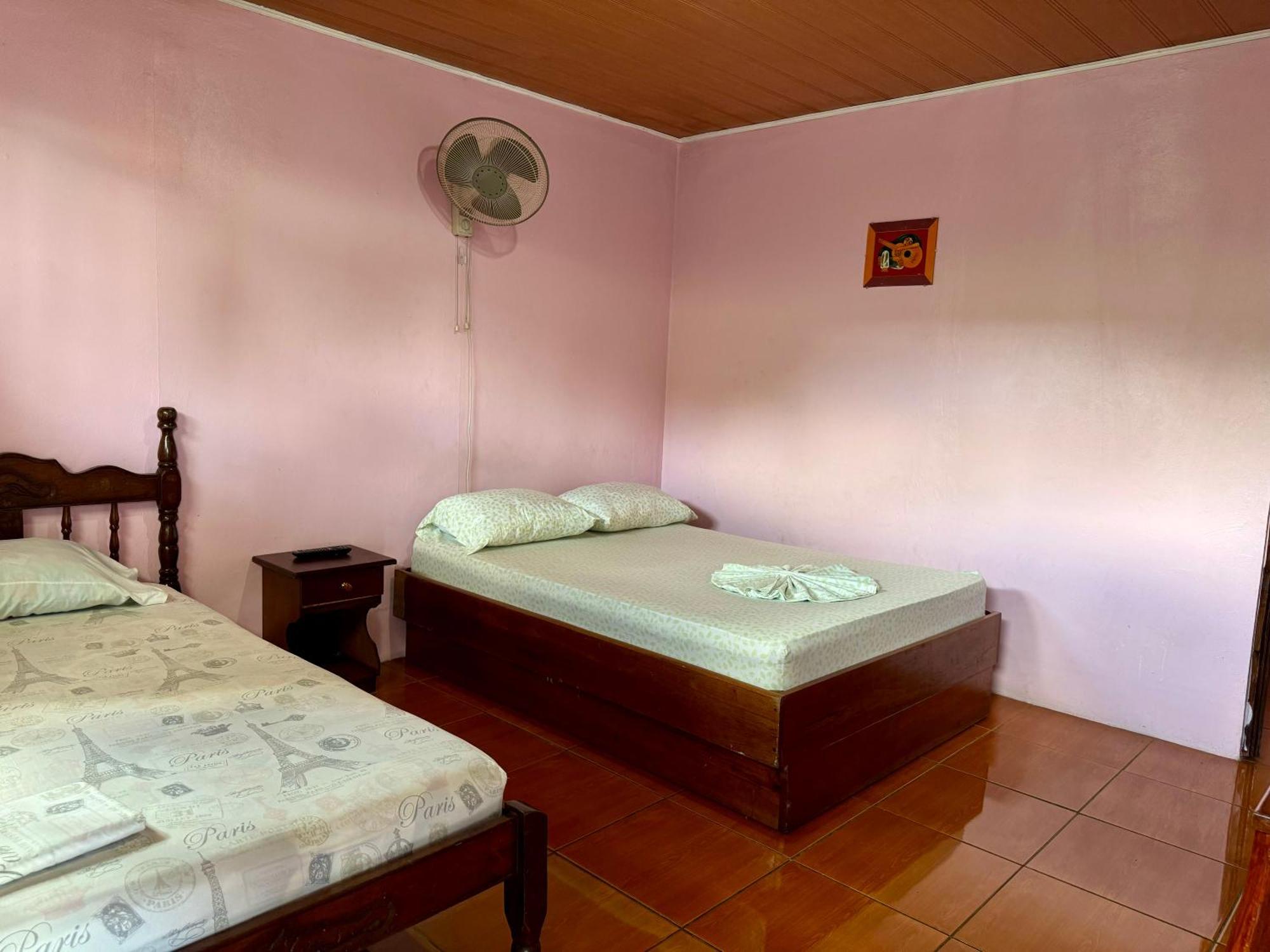 Cabinas Las Palmas Del Sol La Fortuna Esterno foto